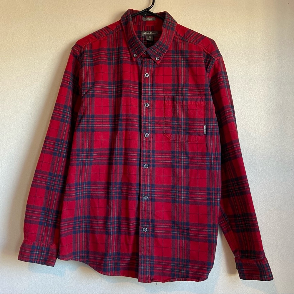 Eddie Bauer Flannel Men’s Sz Large 100% Cotton Classic Fit Red Plaid Button Down